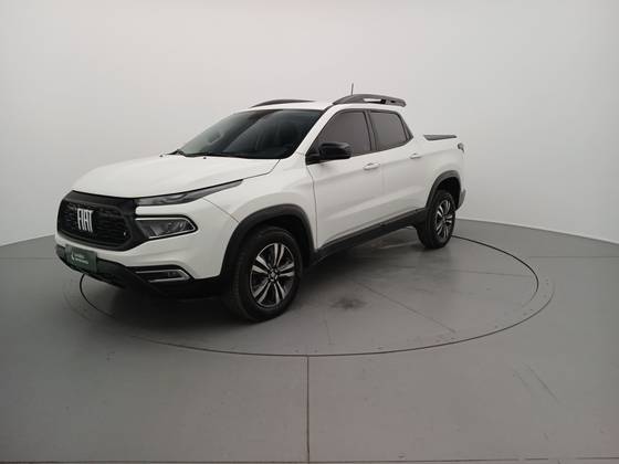 FIAT TORO 1.3 TURBO 270 FLEX FREEDOM AT6 FIAT TORO 1.3 TURBO 270 FLEX FREEDOM AT6